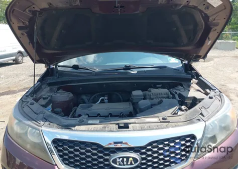 2011 Kia Sorento Lx z USA, uszkodzony, nr VIN 5XYKT3A14BG066086
